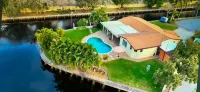 New! Amazing Waterfront Island Breezes - Heated Pool, Dock!