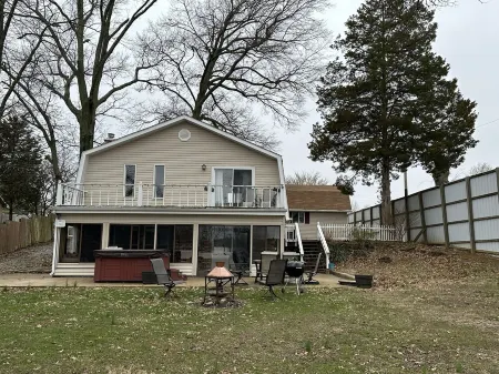 Best location! Next door to full service marina and bar/restaurant.