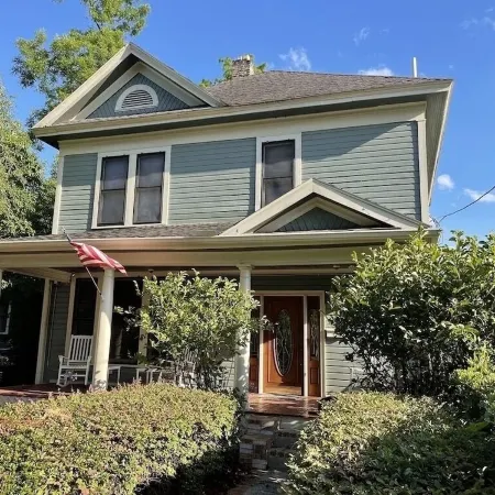 Beautiful 3 bedroom apt Historic Ocala 1891