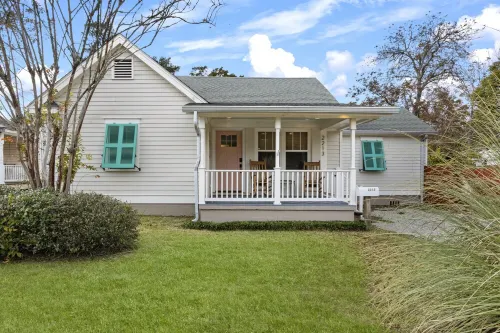 3Br w/Private Heated Pool! Close to the Beach! Coastal Pool Retreat - Boutique