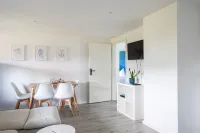 Vacation apartment Kapitänskajüte in Schillig, close to the beach and cozy with balcony