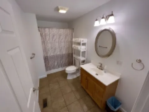 Relaxing 2 bedroom home minutes away from PMRP