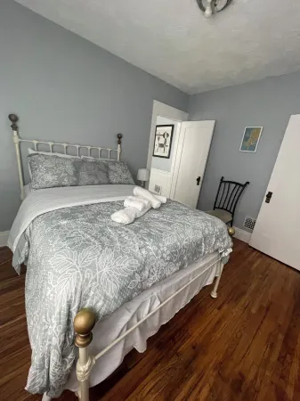 The L's Luxury 2- The Tacoma Upper