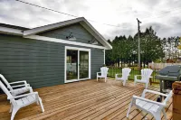 Hayward - 5 Bedroom, sleeps 10