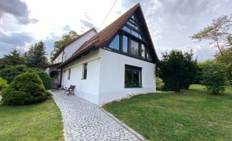 Ferienhaus "ingrid" - Gemütliches Cottage im Grünen