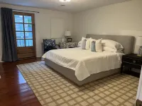*NEW* Bourbon on Broadway- 3 King Bed- Downtown Bardstown