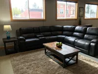 Sleek, modern one bedroom Suite in the heart of Newport.