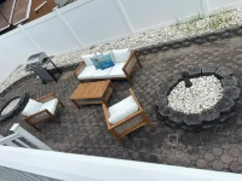 Fully renovated modern beach home in Orltey Beach