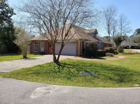 GULF COAST  LODGINGS.