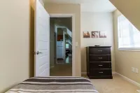 Cozy 2 Bedroom 1 Bath Apartment North Creek Events Center NCEC UWB Bothell 주변 호텔