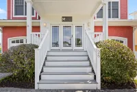 Cape Charles Newly Updated Family-friendly Beach House, 1 Block to Private Beach - 4つ星