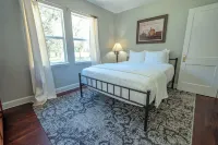 Lemonade Acres, Where Horses Stay for Free!