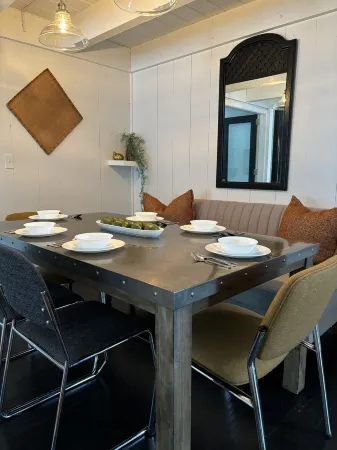 Next to Spearfish City Park, Spearfish Canyon and Downtown. Private Hot Tub!!!!