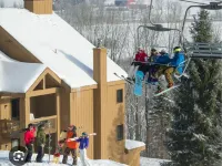 Luxurious ski in-ski out slopeside condo. Hotels in Great Valley