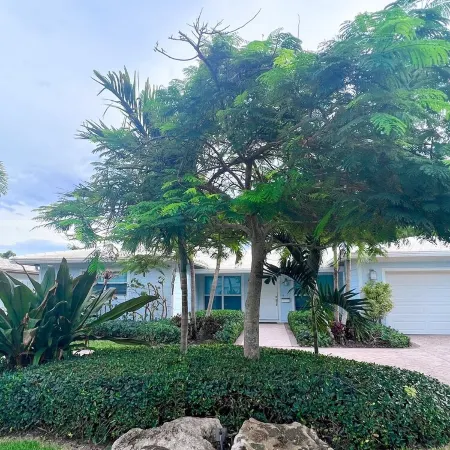 Private Luxury Oasis Minutes From The Beach w/ Private Heated Pool