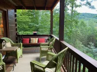 Cozy Cabin w/ great views, and close to Aska hiking trails!- Blue Ridge