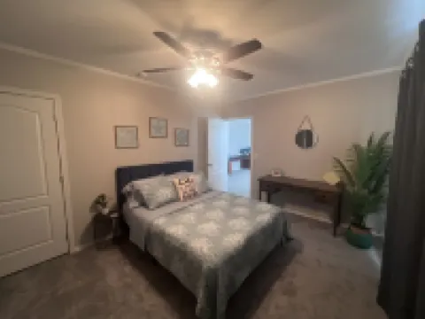 The One MoreOn the water with semi private beach and launch Hotels in Mohave Valley