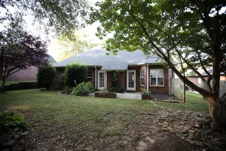 MODERN 3br - Sleeps 8 - Eagle Pointe Home