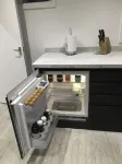 Spacious, boutique 2 Bed Apartment, central location