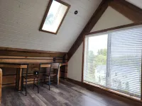 Saratoga house overlooking the lake