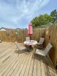 Relax on beautiful Lake Michigan - 5 minutes from town!