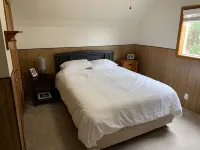 Charming turn of the century Farmhouse near Silver Falls State Park and wineries