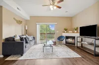 Charming Newly Remodeled Condo