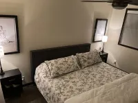 Fully updated in the spring of 2022 and located right in the middle of town. Hotels in Jasper County