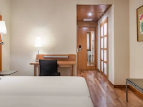 AC ホテル ジェノヴァ ア マリオット ライフスタイル ホテル ジェノアのホテル