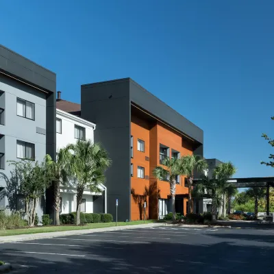 Courtyard by Marriott Pensacola Hotels near University Mall