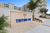 Oceanfront Oasis Daytona Beach 2BR/2BA - Courtyard View #334