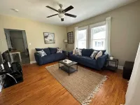 15 Min from CLT Airport! Spacious & Renovated!