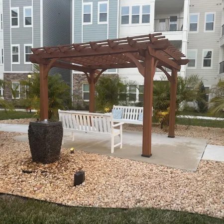 2-bedroom, 2-bath unit offers a family-friendly retreat just mins from LEGOLAND.