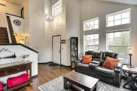 Relax at Fountain: Hot Tub Fun Hotels in Fountain