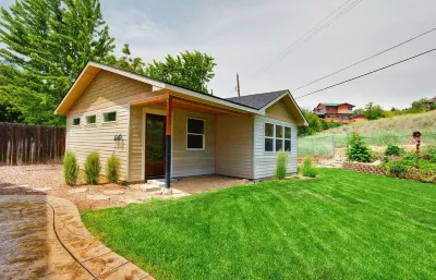 Remodeled Foothills Home-Backs to Open Space, Close to BSU, Bike path, etc Hotels near Boise State University