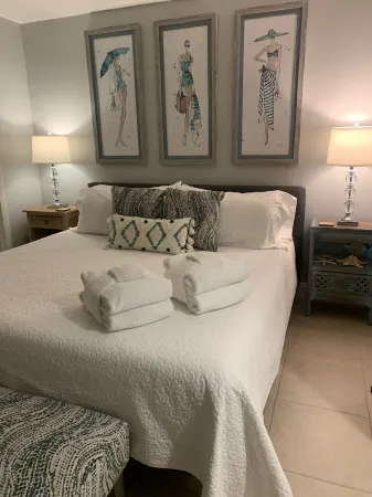 Pristine 1st Floor Villa in Gated Palmetto Dunes + Steps to Pool + Beach