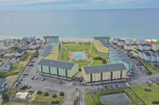 Surf Condo 518 - HeavenLee by the Sea - First Floor End Unit