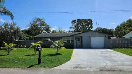 Royal Paradise Vacation Home