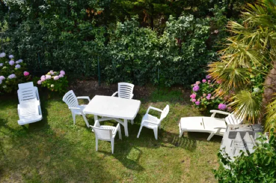 Calm and tranquility in this apartment located 900m from the beaches