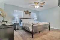 NEW 3BR w/ En-suite & Full Kitchen - Close to DT - 4つ星