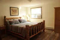 Grant Creek Lodge-Family, Friends and Retreats