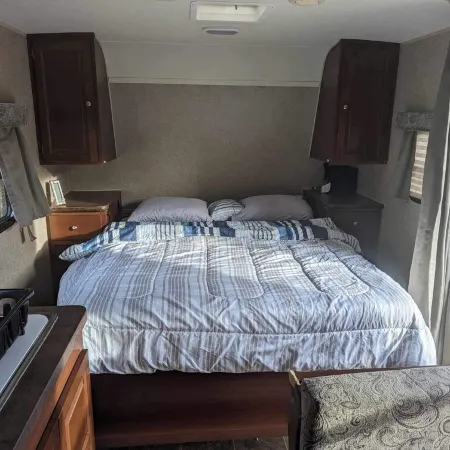Cozy Glamping in Mentone, AL, Mini Lite RV