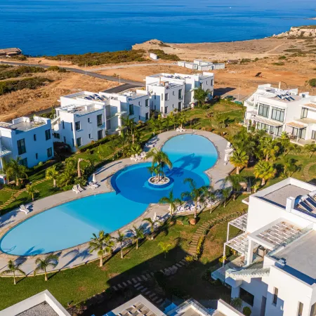 C2-3 the Resort Apartment with Pool View