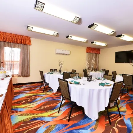 Best Western Plus Fresno Airport Hotel
