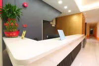 Yee Hotel Permas Jaya