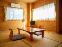 Minshuku Iori Hotels near Mt. Daruma