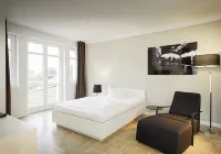 smartments Hamburg Aussenalster Hotels near Alster Lakes