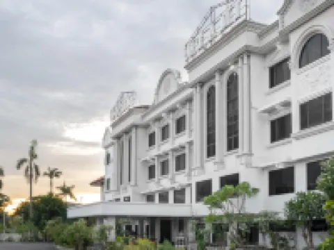 Hotel Utami Hoteles en Gedangan