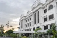尤塔米飯店 Primakarya Aditama, CV. - (PUSAT TIMBANGAN DIGITAL).附近的飯店