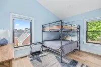 Modern Beach House Serenity